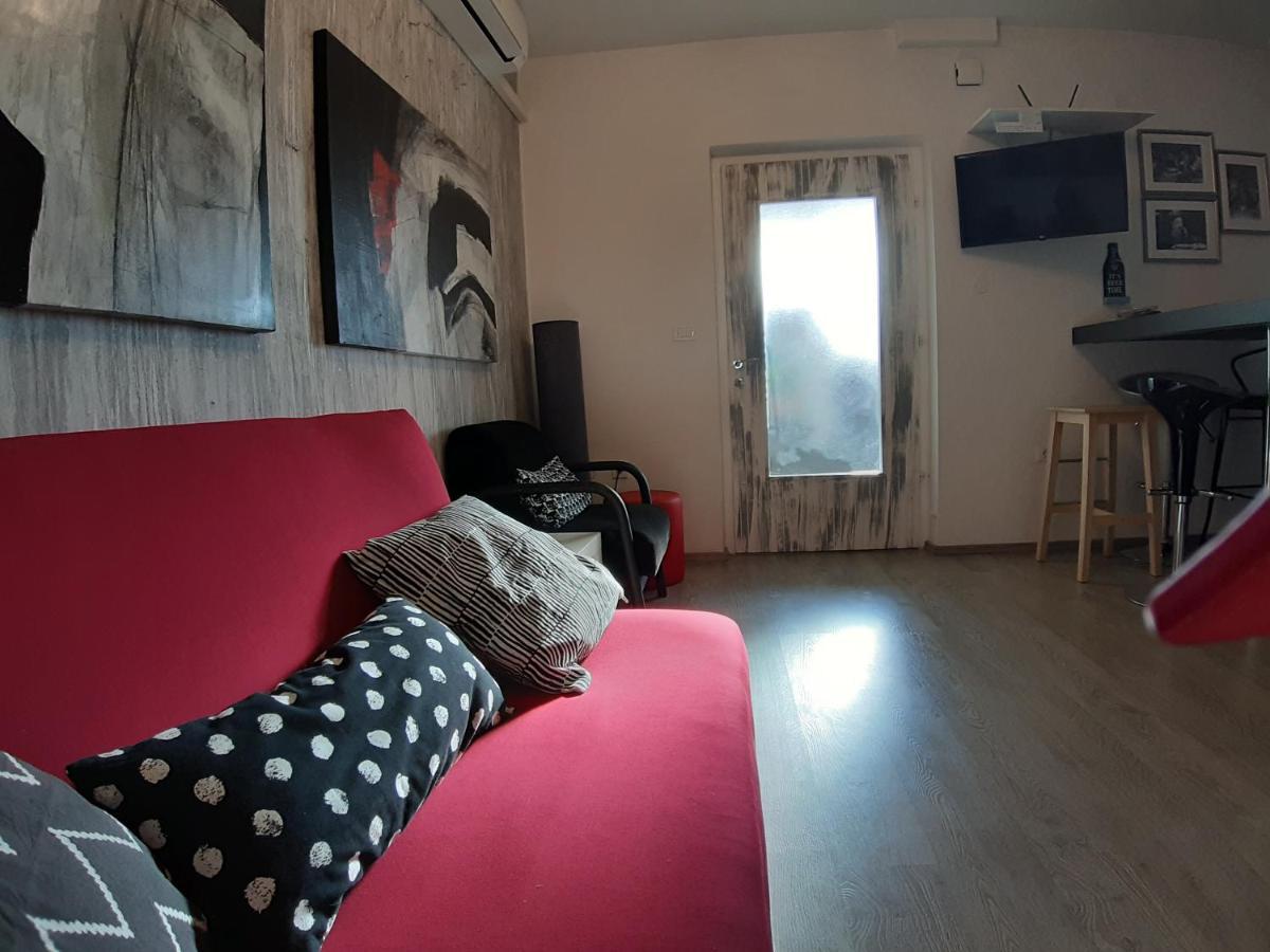 Apartment Tina Istra Буйе Екстериор снимка