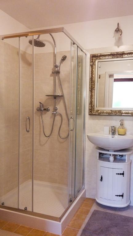 Apartment Tina Istra Буйе Екстериор снимка