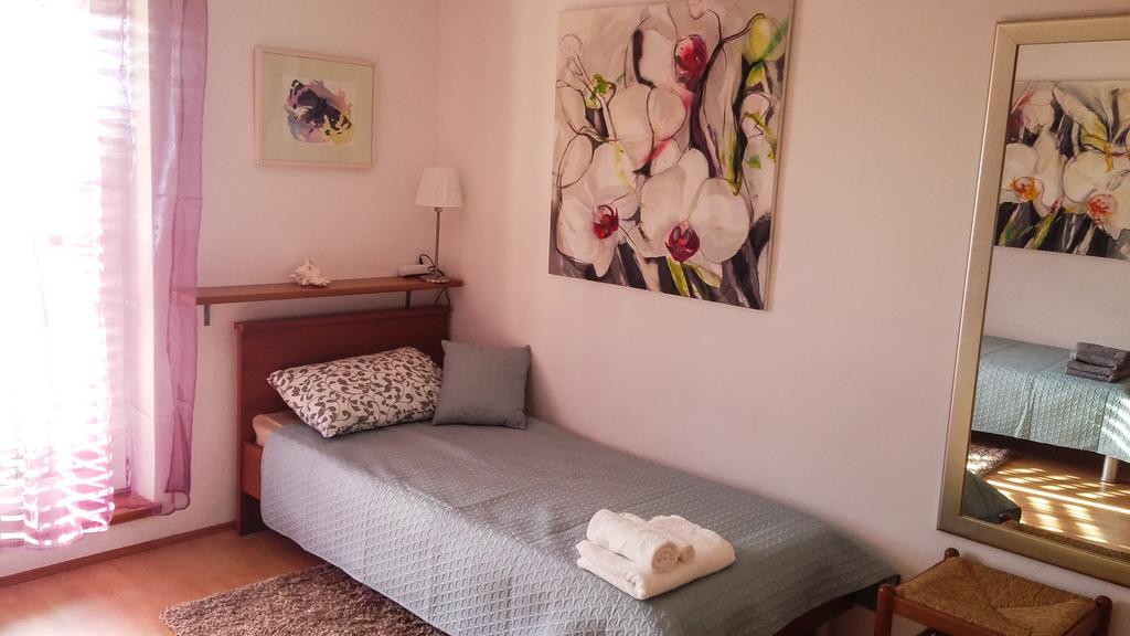 Apartment Tina Istra Буйе Екстериор снимка
